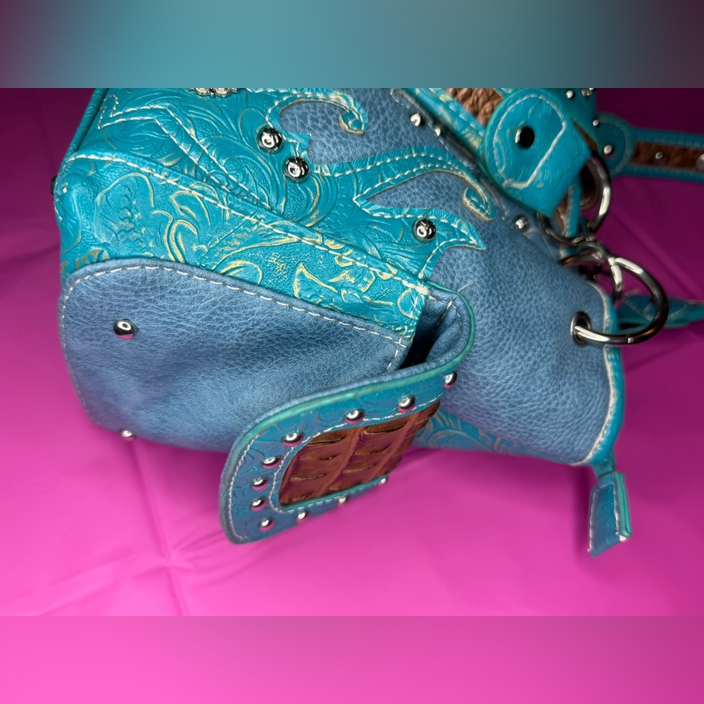 โจ๐ COWGIRL TRENDS Gold Silver Blue Buckle Studded & Jeweled Shoulder Purse Bag - Picture 17 of 17
